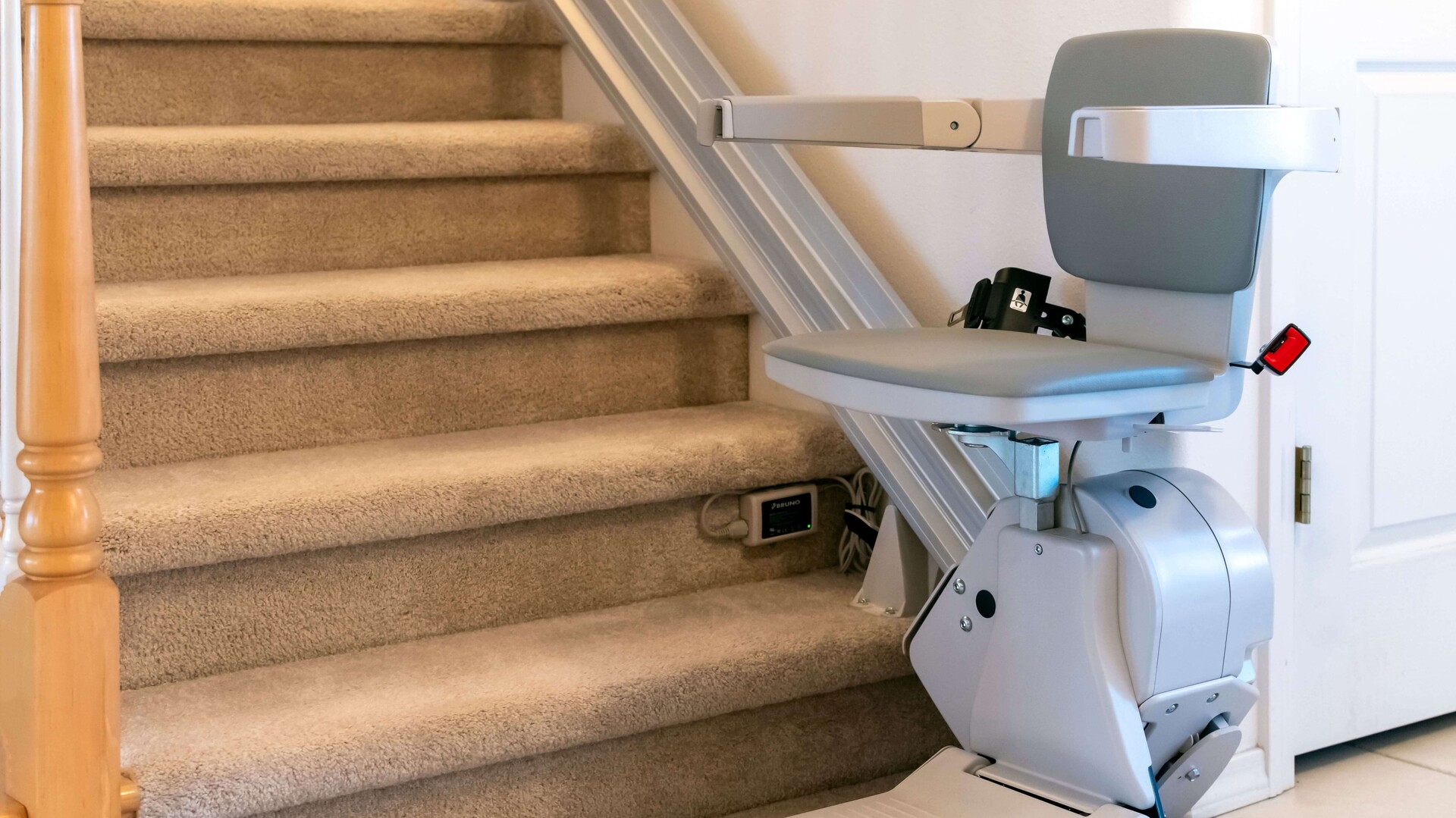 Nahaufnahme eines Treppenlifts
