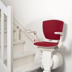 Beispielbild des Sitzlift-Modells Esprit an einer Treppe